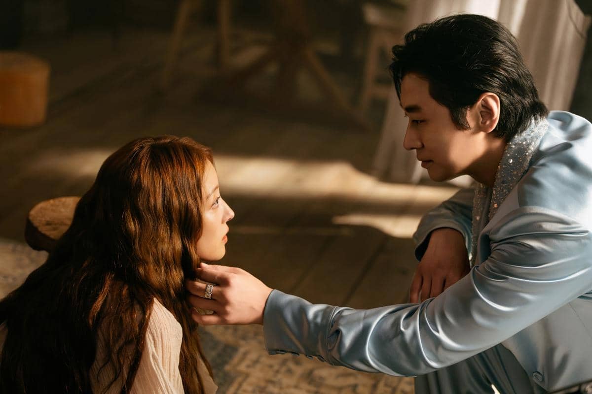 Materi promosi drama Korea The Remarried Empress yang didistribusikan melalui layanan streaming Disney+.