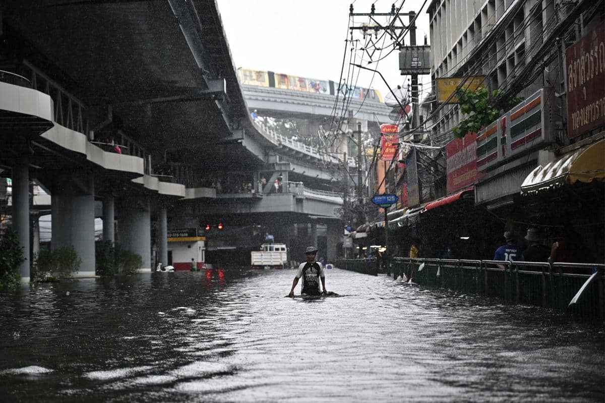 Banjir Thailand Tewaskan 8 Orang, Bangkok Ikut Terendam