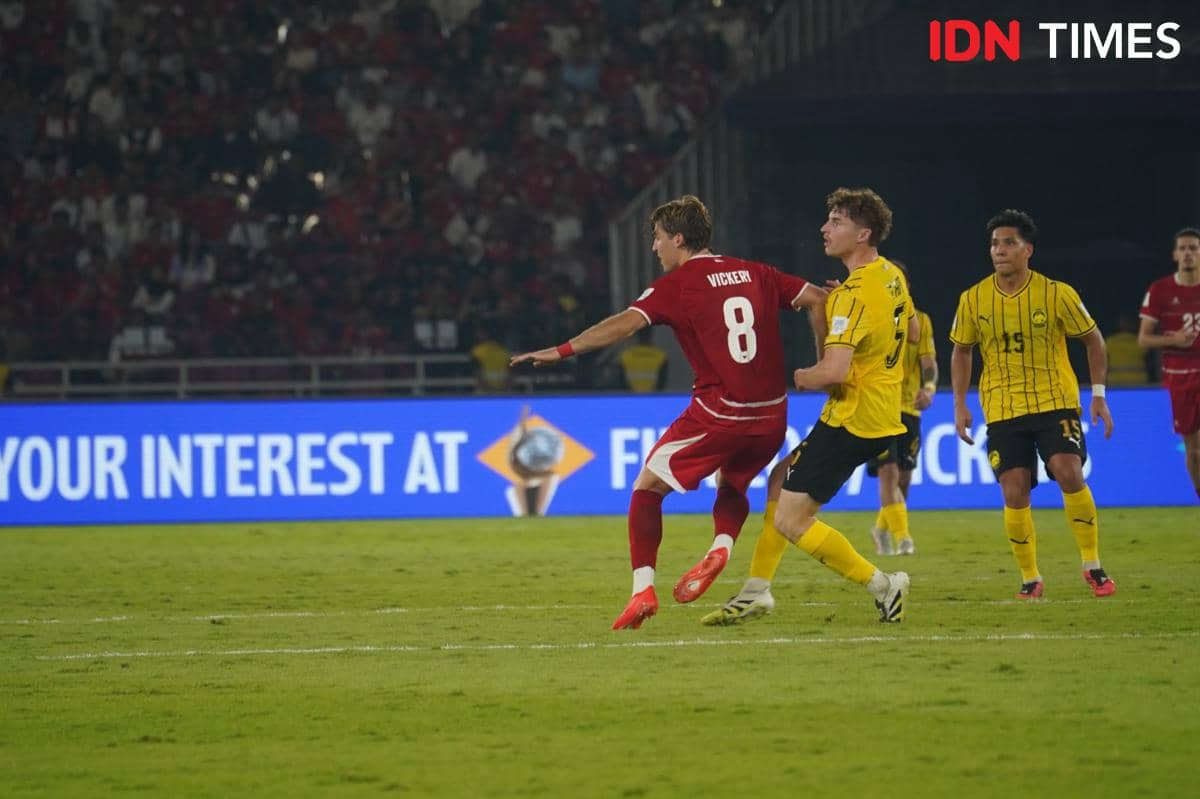 10 Pemain Timnas Indonesia Tahan Malaysia Tanpa Gol