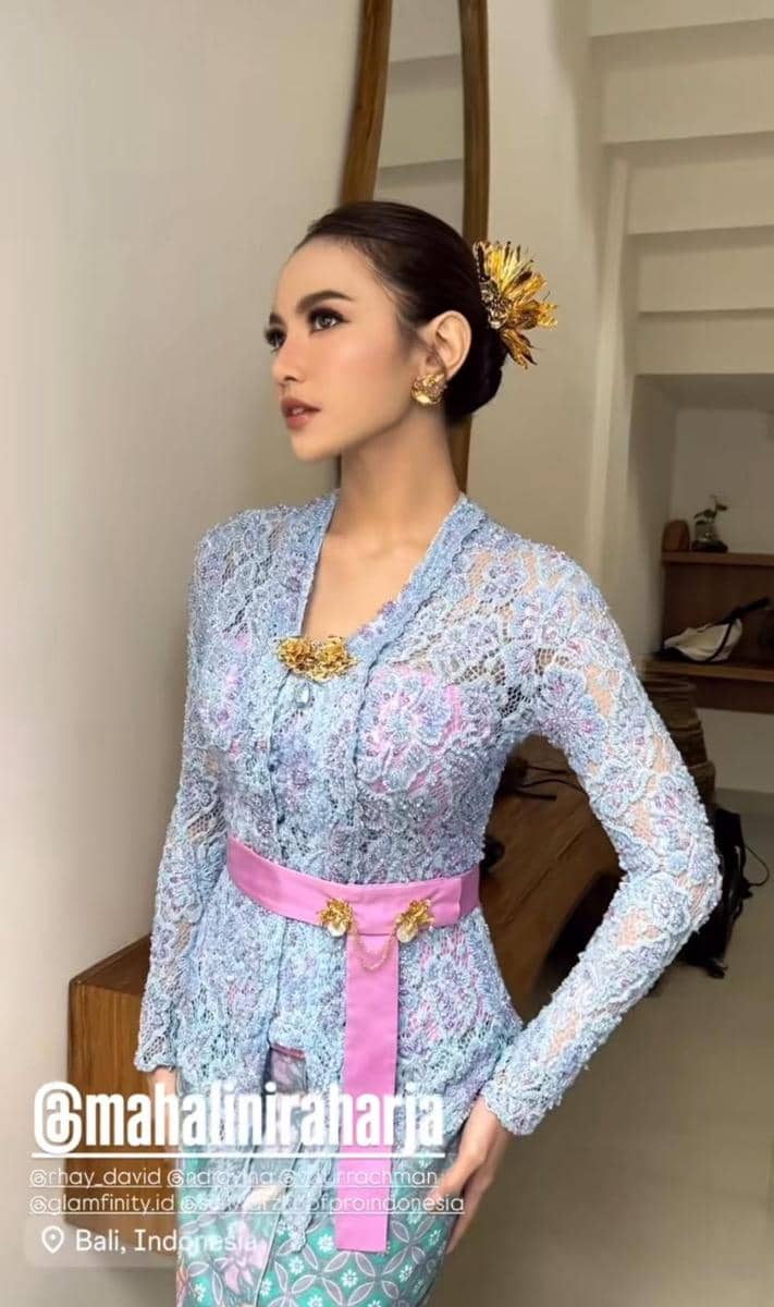 gaya kondangan Mahalini 