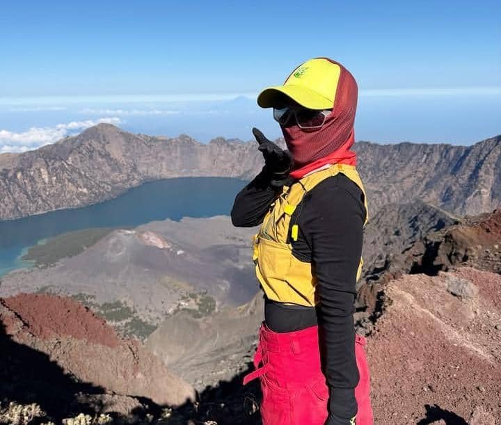 Farida Nurhan mendaki Gunung Rinjani ke-3 kali