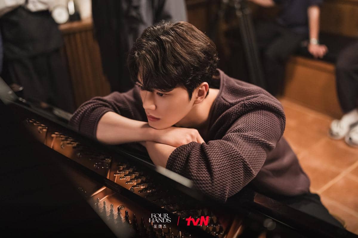Song Kang di Four Hands, Two Sonatas