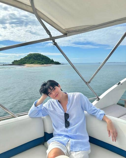 Style ke Pantai ala Kin Thanachai