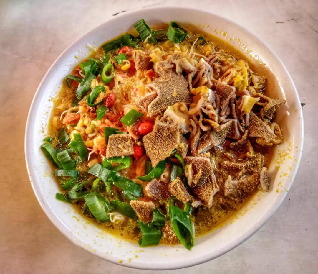 Soto sokaraja dengan isian babat