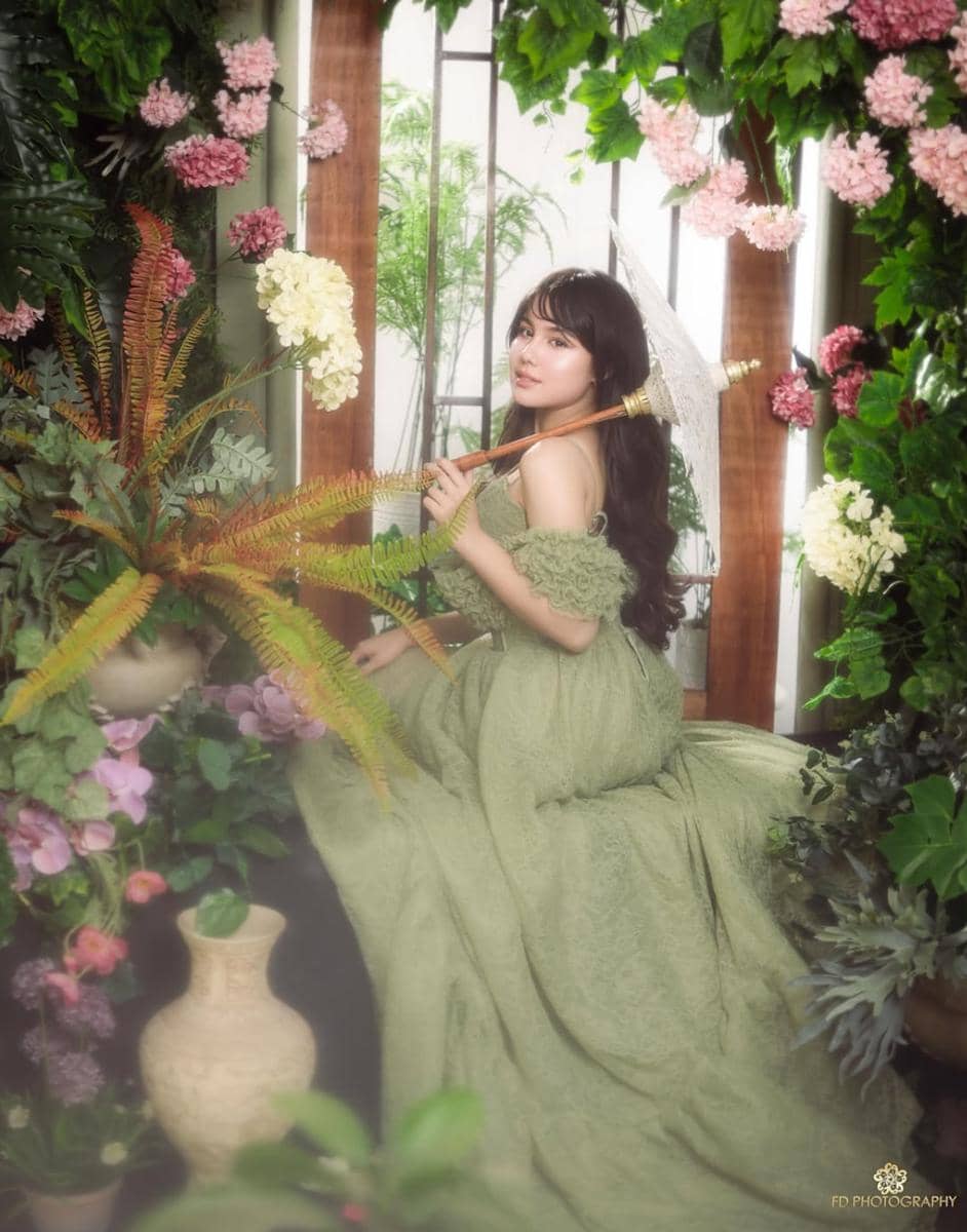 Potret Nicole Rossi dalam unggahan Instagram, dengan kredit foto FD Photography melalui akun @nicole_rossi.