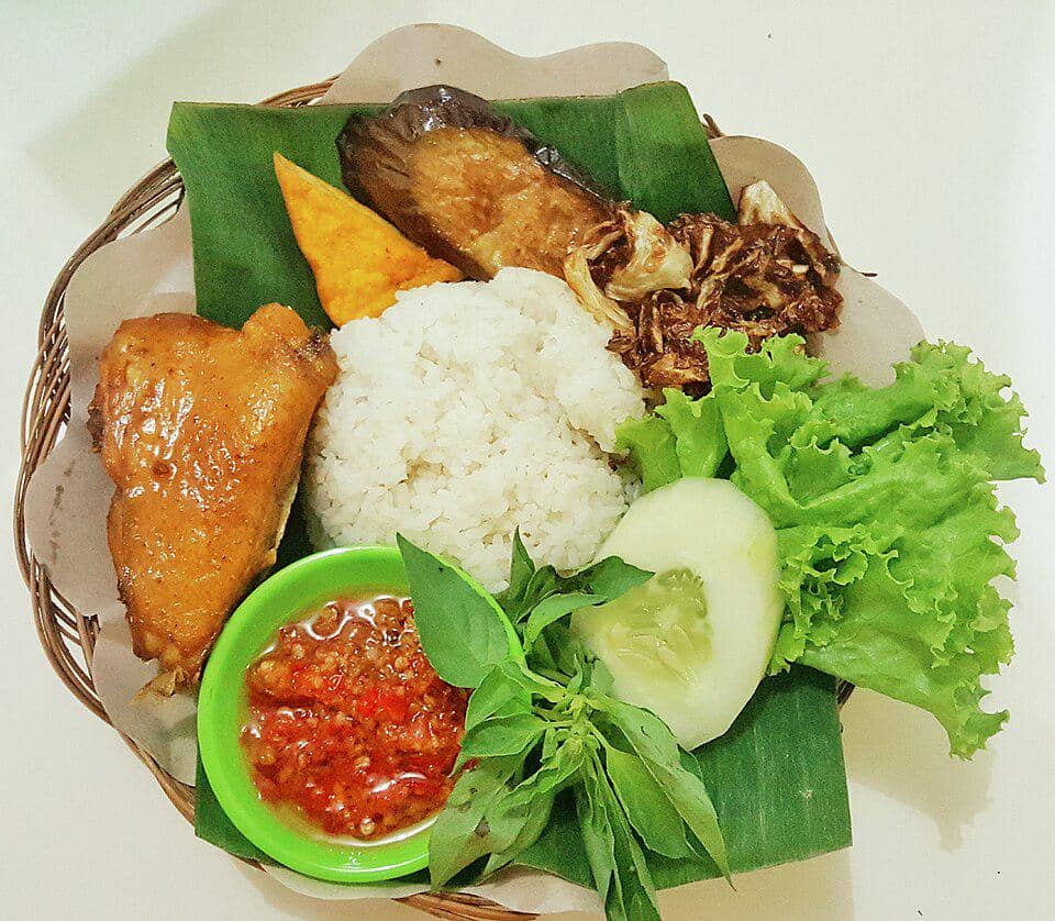 potret nasi dan lalapan