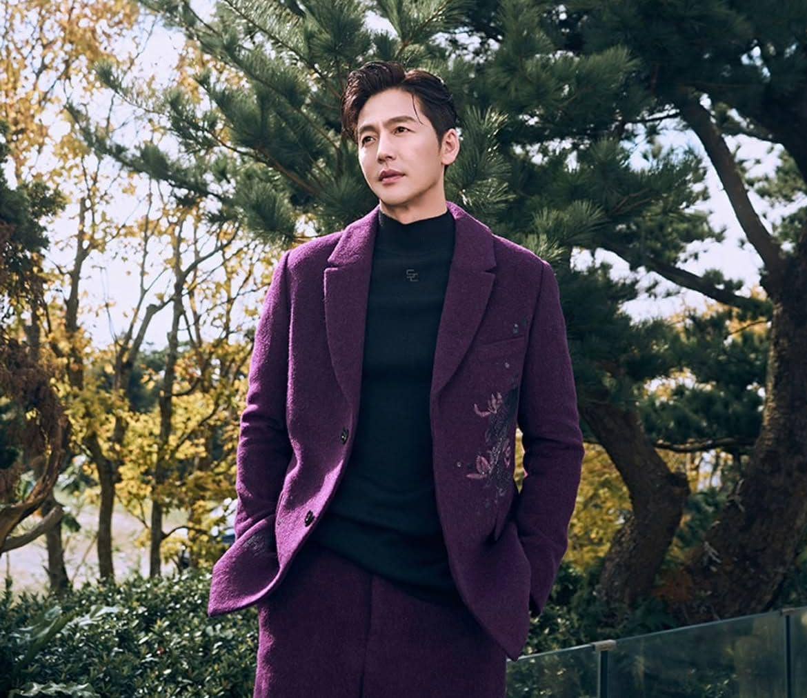 Potret Lee Jung Jin 