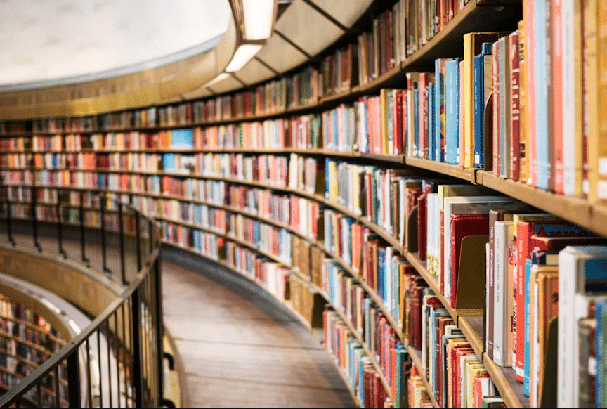 7 Perpustakaan di Jakarta yang Dekat dengan Transportasi Umum