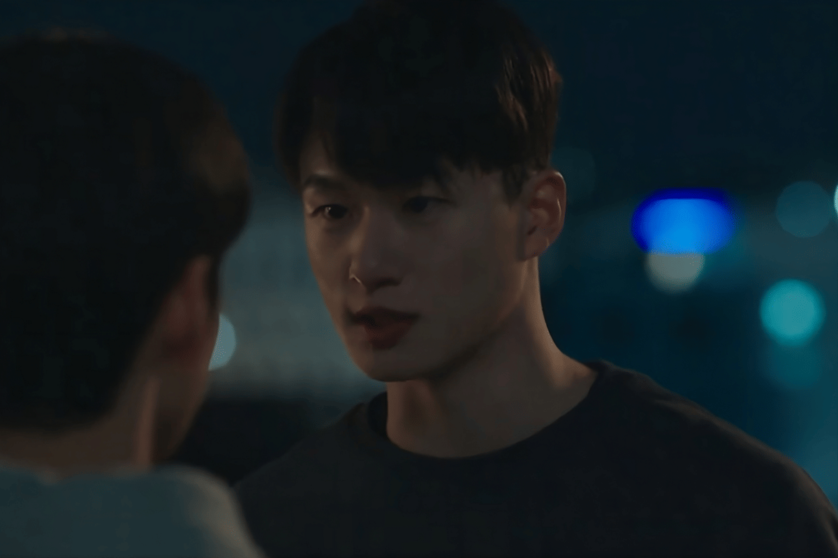 Potongan adegan aktor Shin Seung Ho sebagai karakter Ma Hwi Young dalam drama Korea At Eighteen