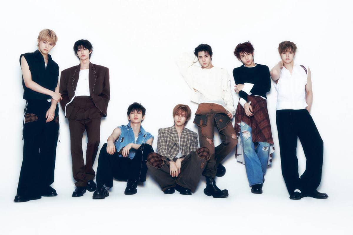 seluruh member CLOSE YOUR EYES ikut menulis lirik lagu 'Eternity'
