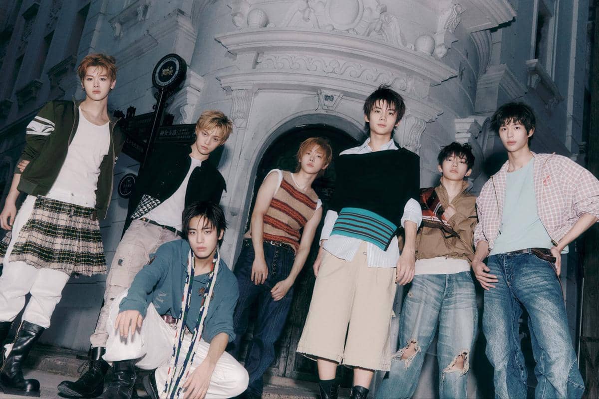 Makna 7 Lagu CLOSE YOUR EYES di Mini Album 256th Note
