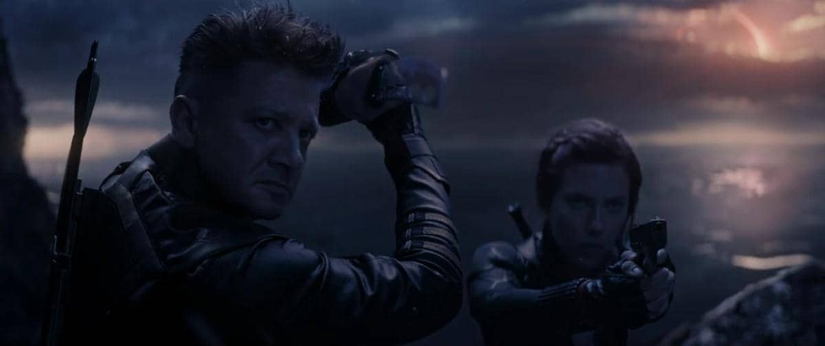 Bukan Black Widow, Hawkeye Sempat Direncanakan yang Mati di Endgame