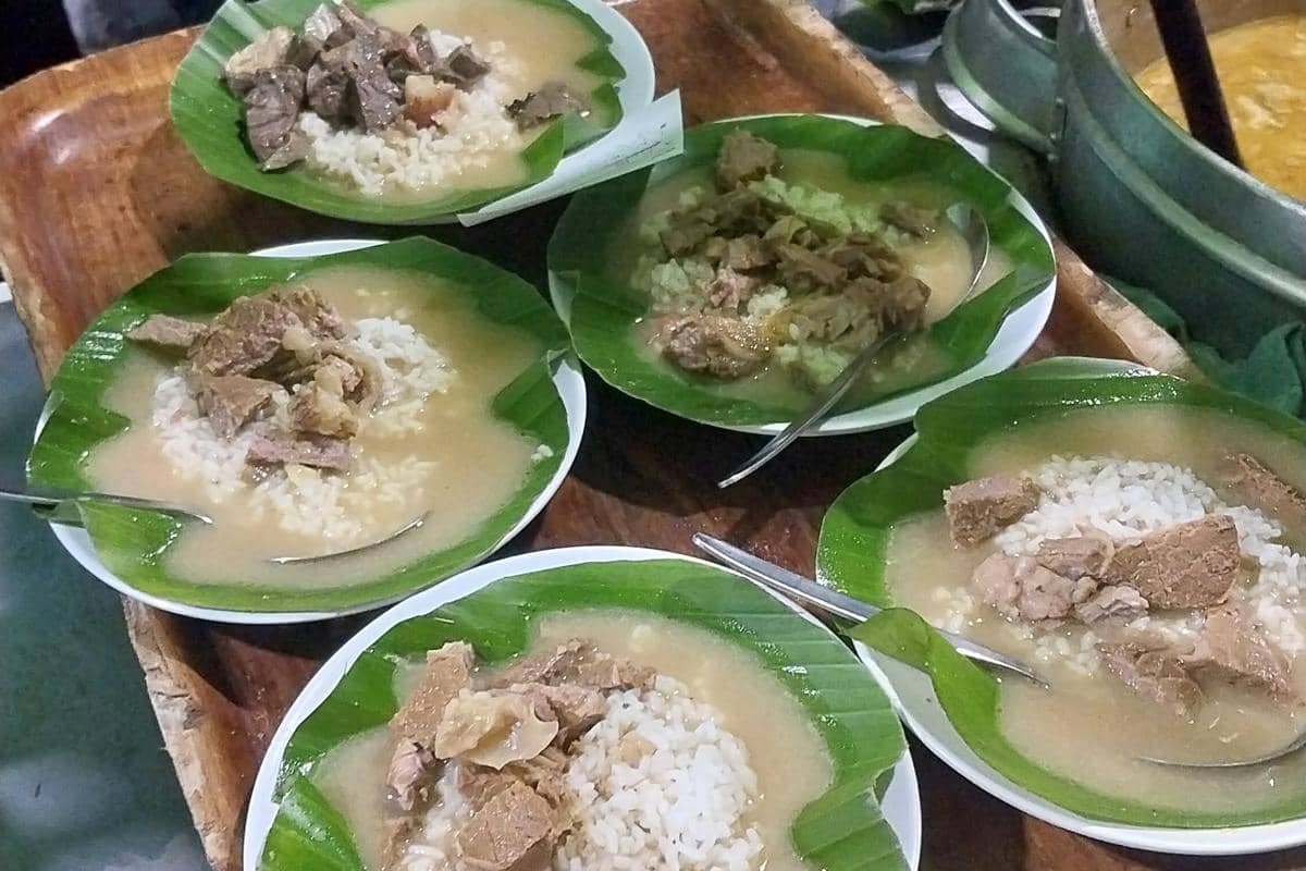 potret nasi gandul khas Pati