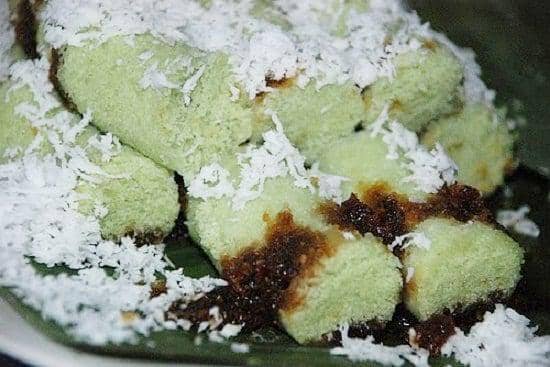 potret menu puthu di Puthu Lanang