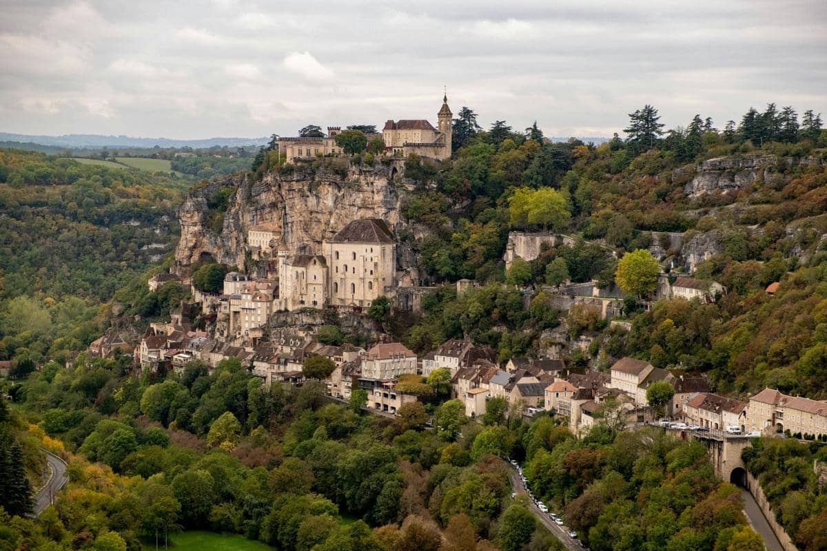5 Fakta Rocamadour, Desa Prancis di Tebing Kapur yang Memukau Dunia
