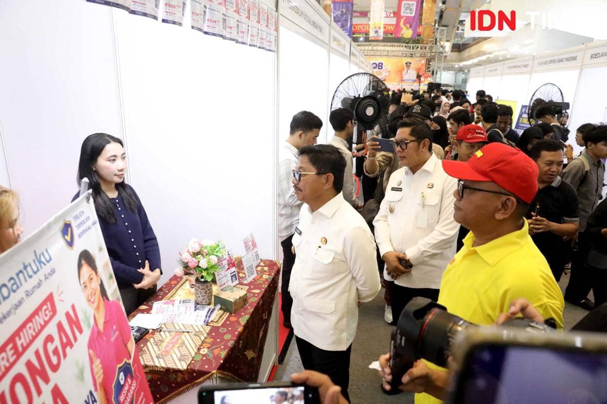 Potret Wali Kota Tangerang Sachrudin dalam dokumentasi IDN Times oleh Maya Aulia Aprilianti pada sebuah kesempatan.