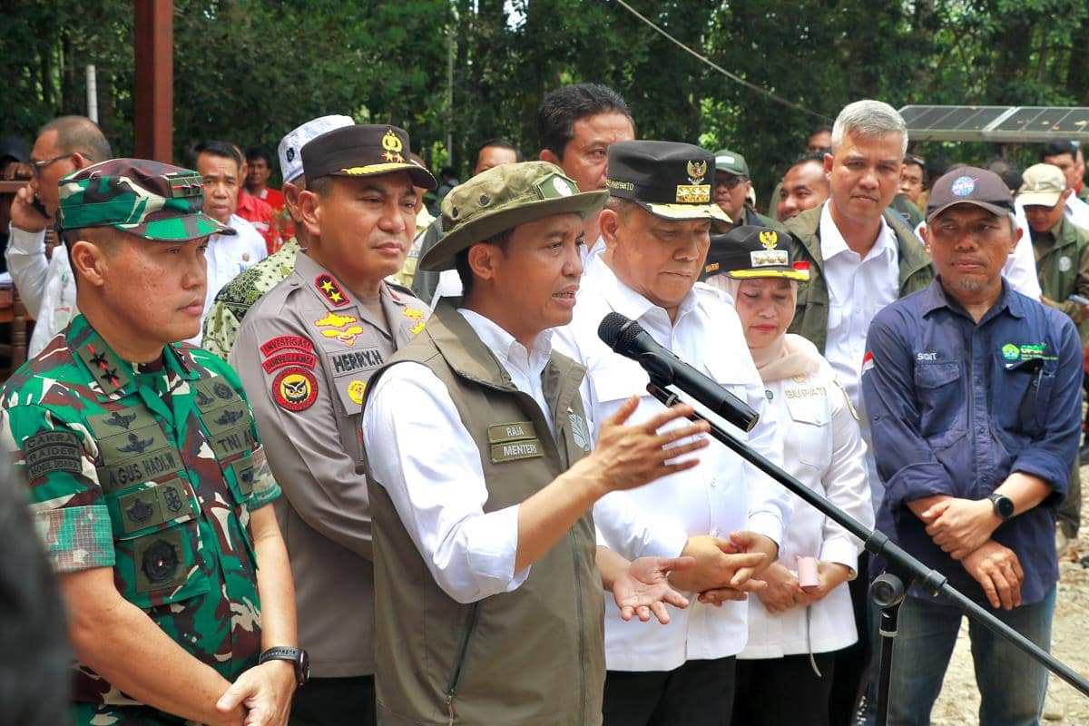 Menhut Bakal Susun Draft Perpres Badan Pengelola Gambut Bersama 22 Pakar