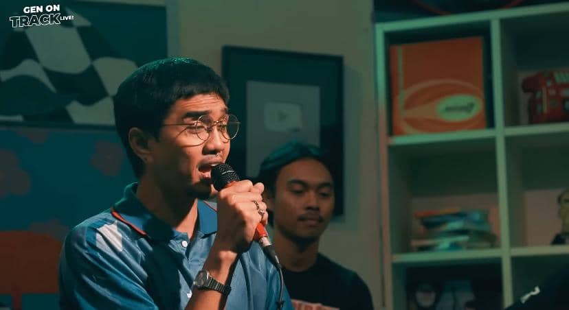 Tampilan konten YouTube Gen 98.7 FM bertajuk Gen on Track yang dipublikasikan melalui kanal resmi mereka.