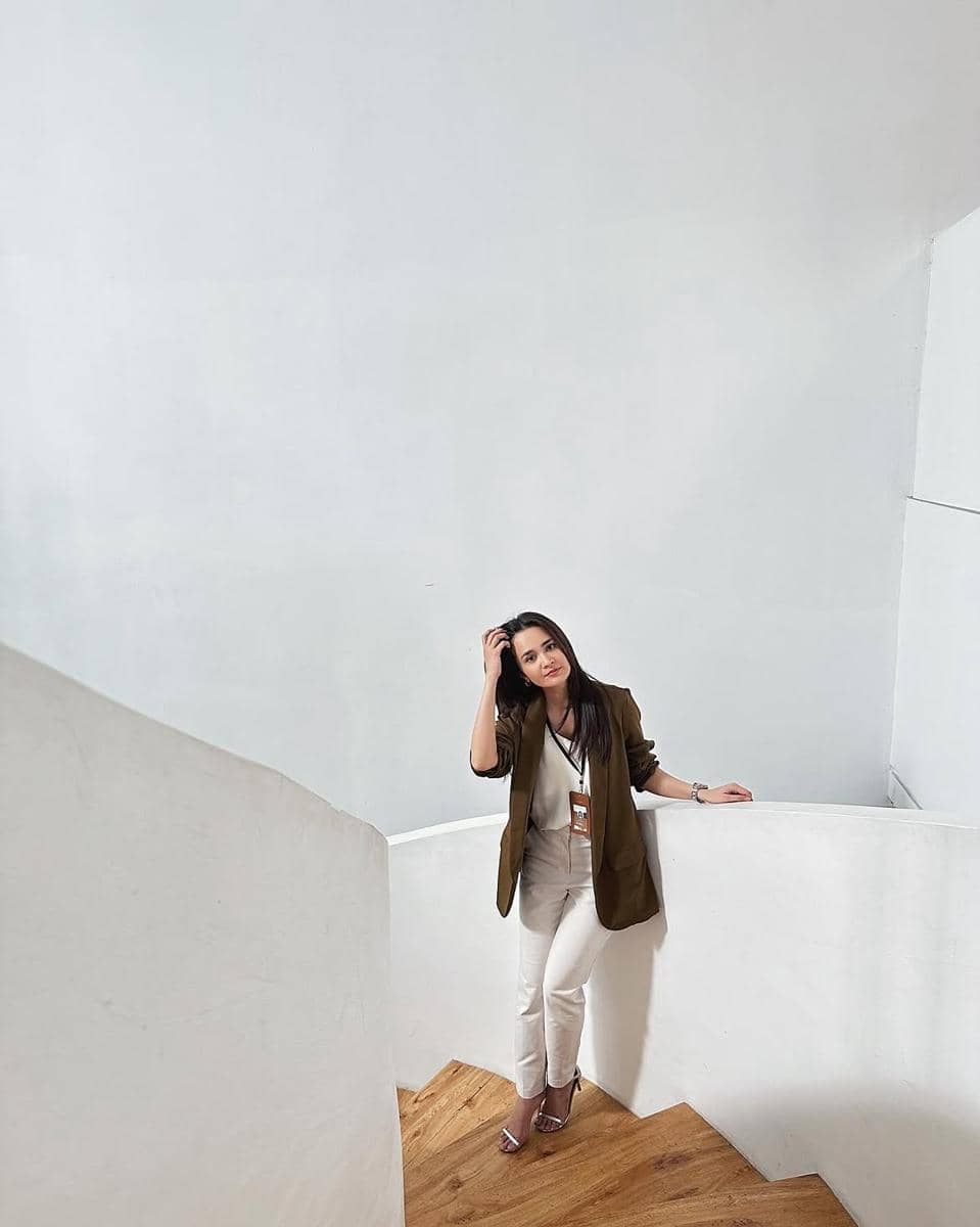 inspirasi outfit putih ala Michelle Ziudith