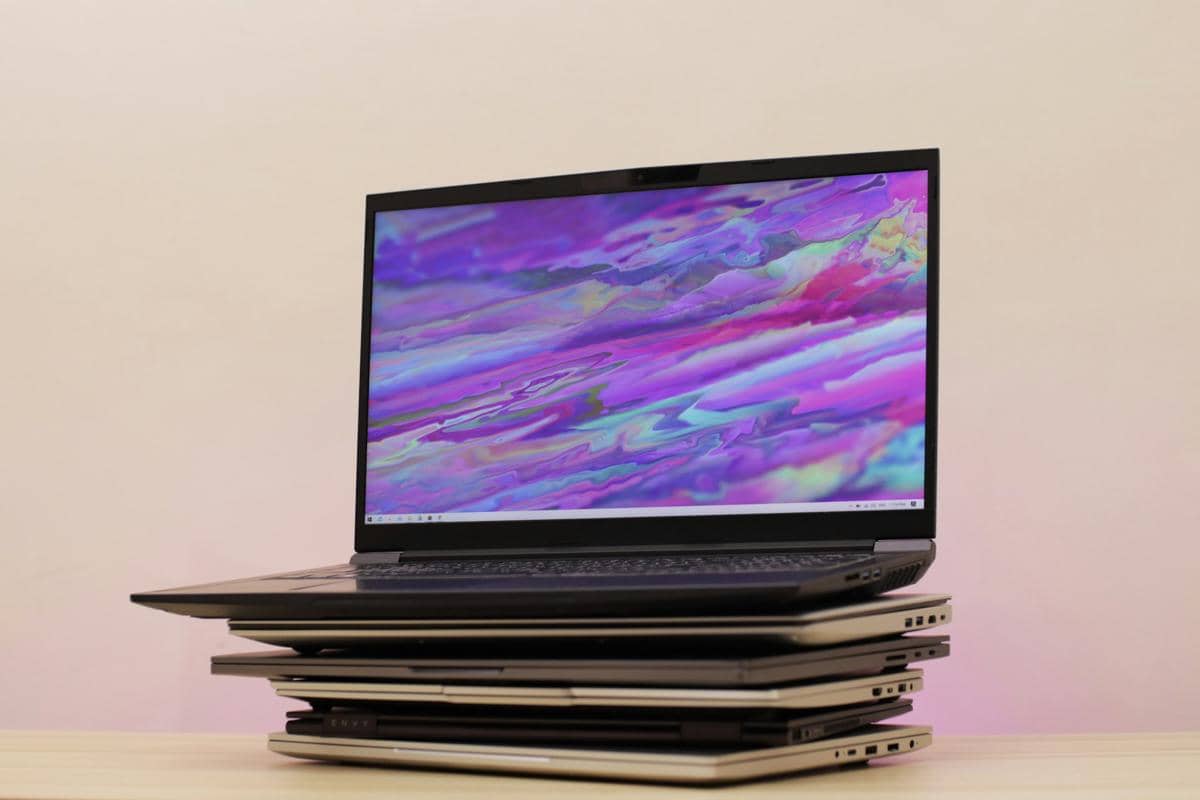 ilustrasi port laptop