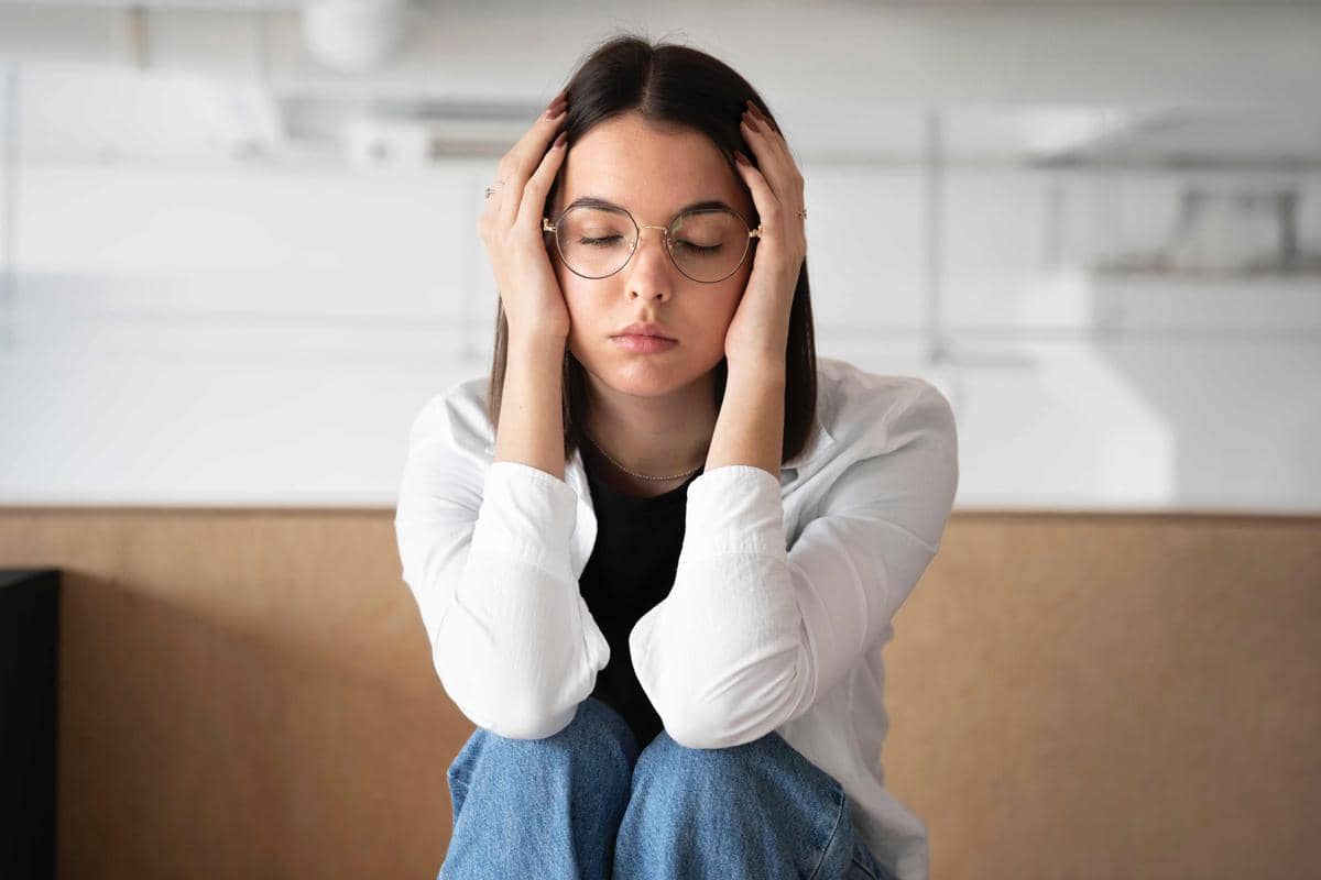 5 Hal yang Terjadi saat Kamu Terlalu Lama Memendam Emosi
