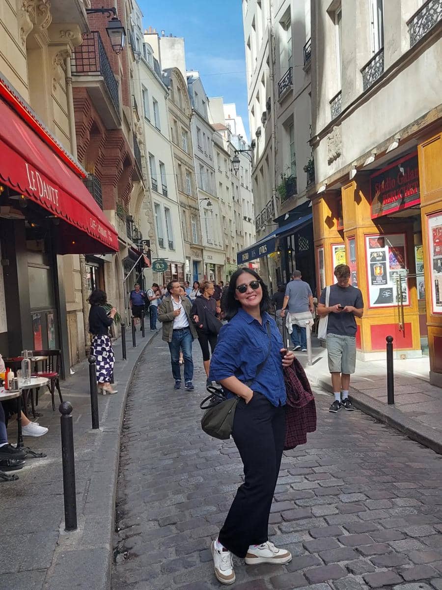 Gracia Indri liburan berdua bersama suami di Paris
