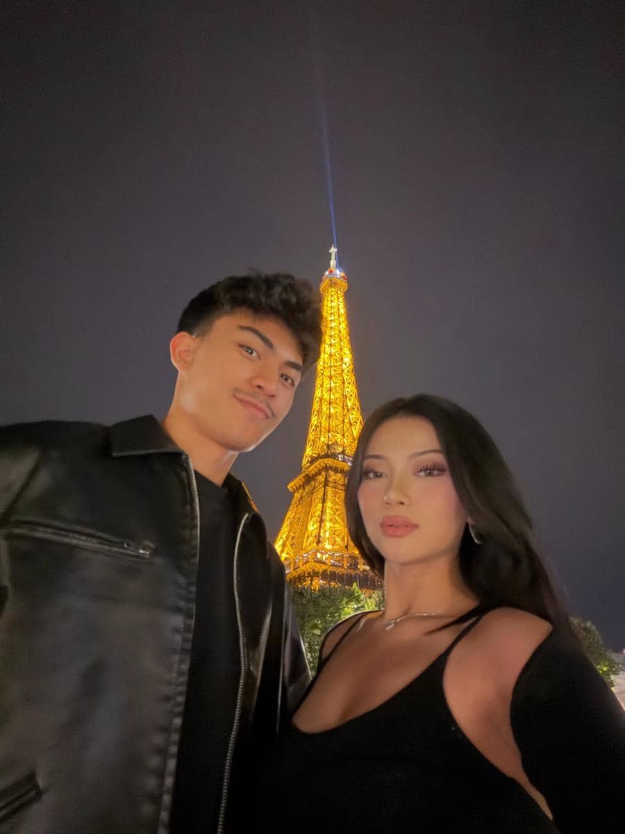 Hanum Mega berlibur di Paris bareng suami dan sahabat
