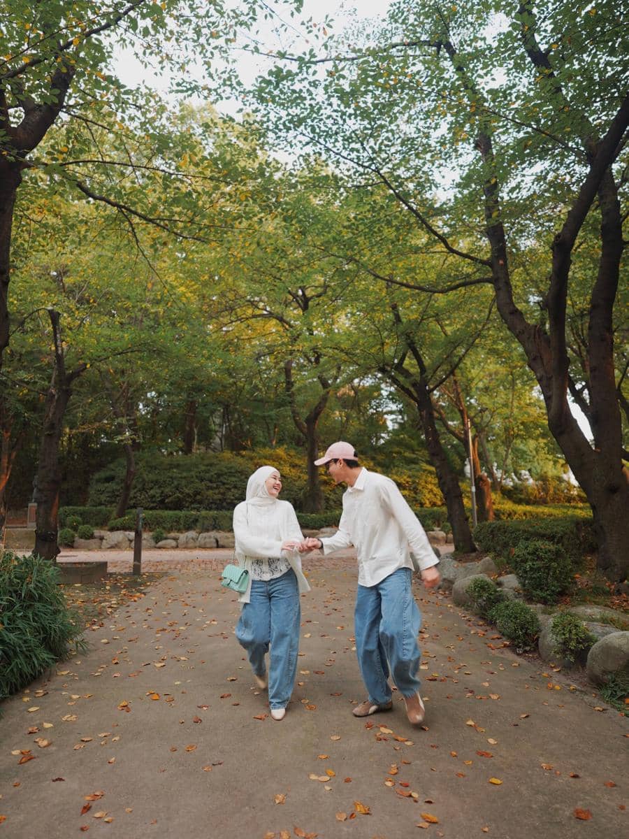 Rey Mbayang dan Dinda Hauw ajak anak Children's Grand Park, Seoul