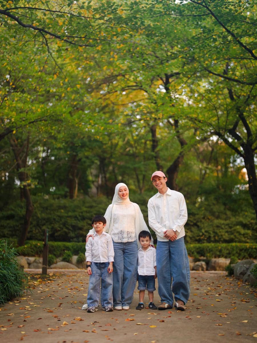 Rey Mbayang dan Dinda Hauw ajak anak Children's Grand Park, Seoul