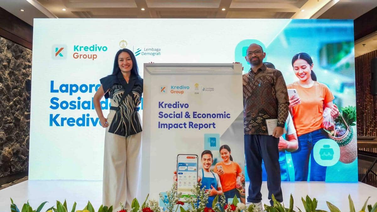 Laporan Dampak Sosial dan Ekonomi Kredivo yang disusun oleh Kredivo Group bersama Lembaga Demografi Fakultas Ekonomi dan Bisnis Universitas Indonesia (LD FEB UI). (Dok. Kredivo).