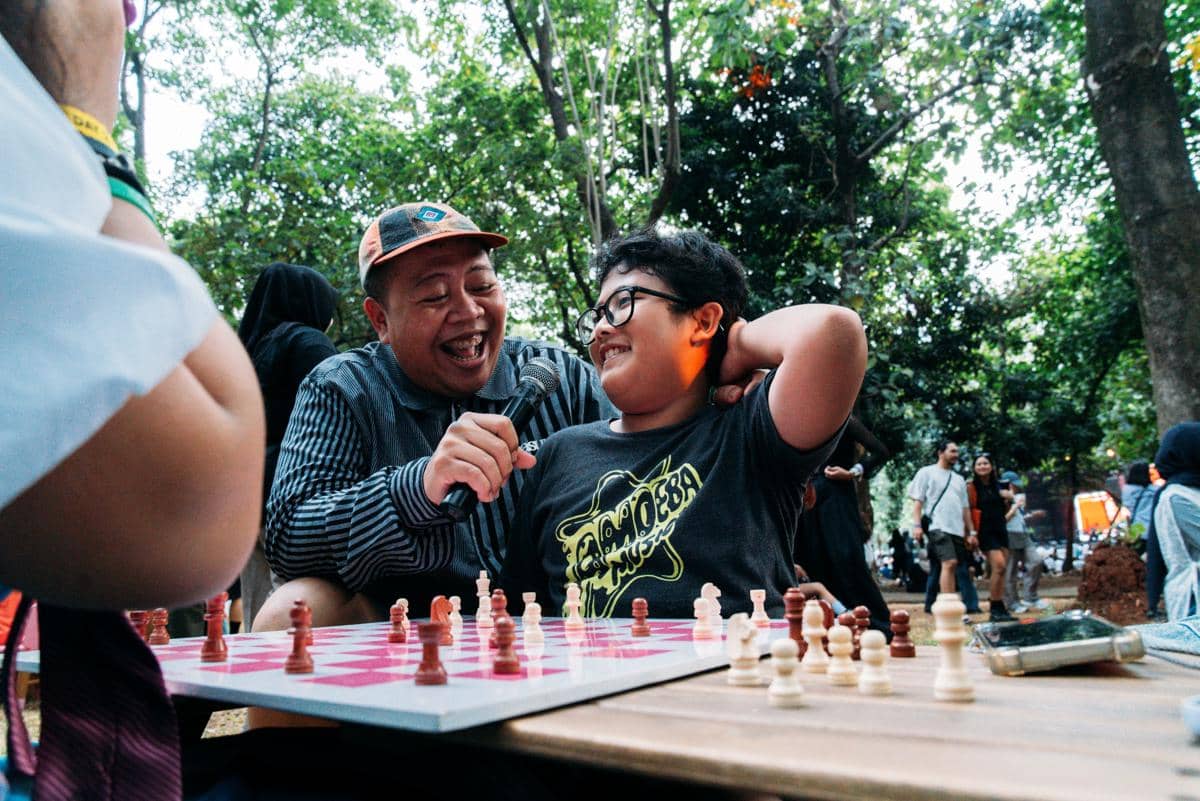 White Peacock-Chess activity.jpg