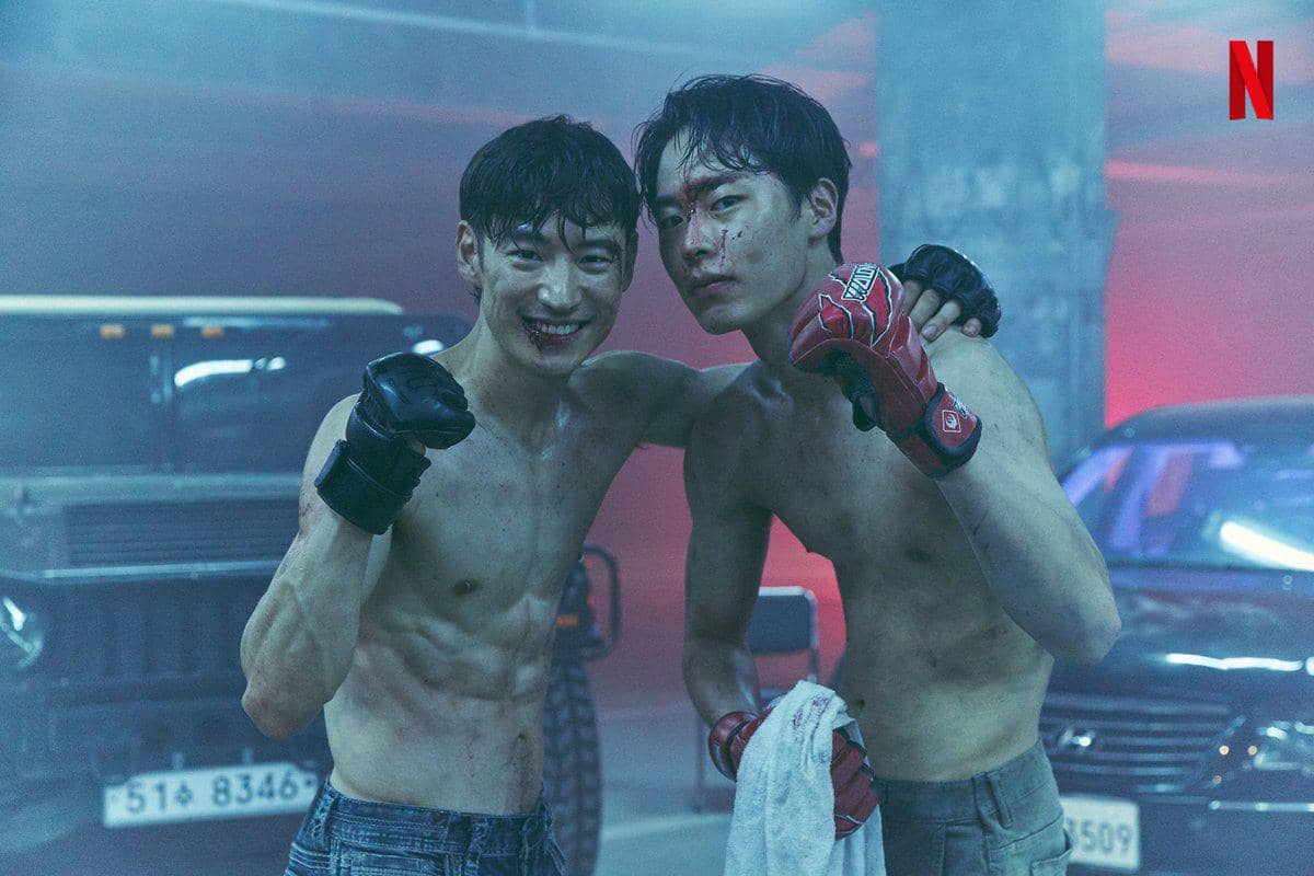 Lee Je Hoon dan Lee Jae Wook di balik layar drama Move to Heaven
