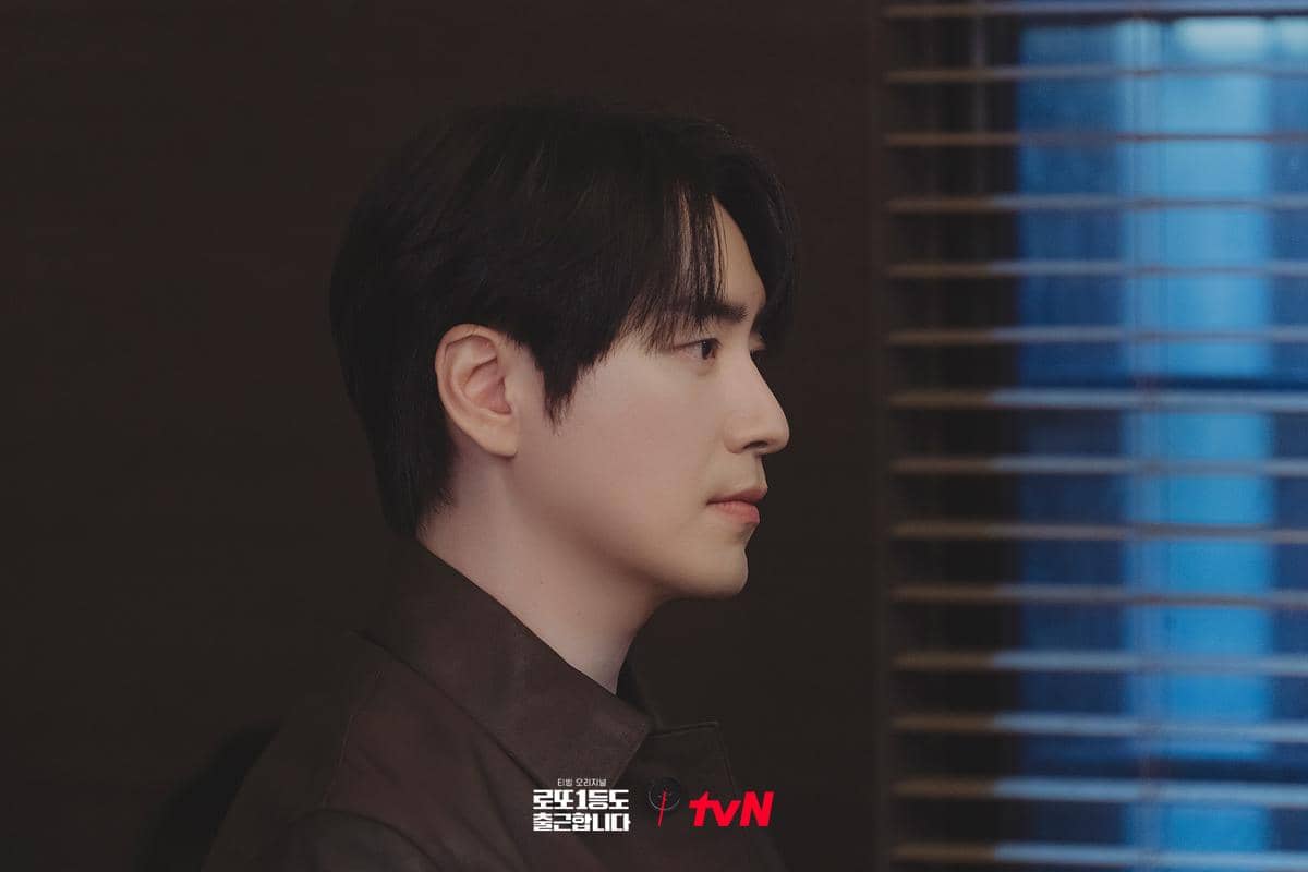 Lee Joon Hyuk di The Ordinary Jackpot