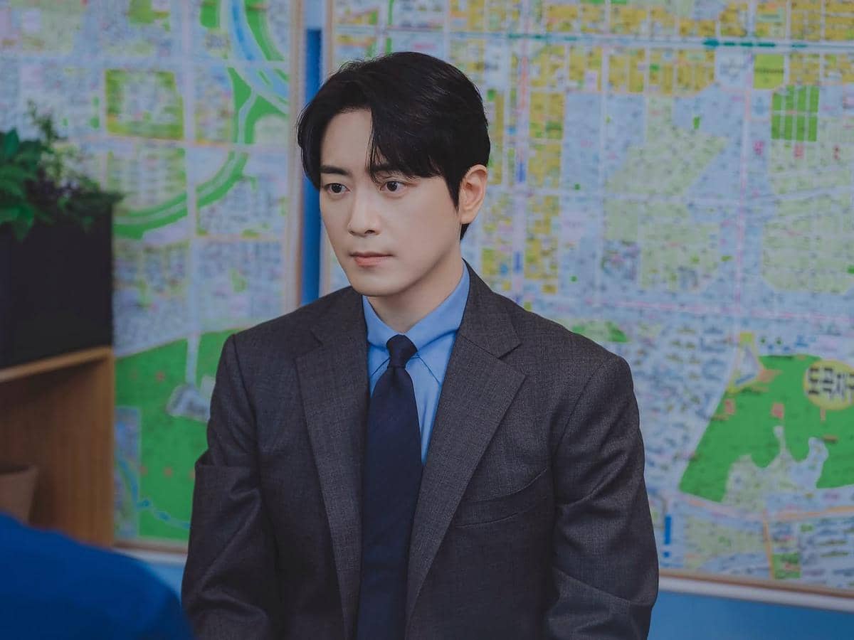 Lee Joon Hyuk di The Ordinary Jackpot