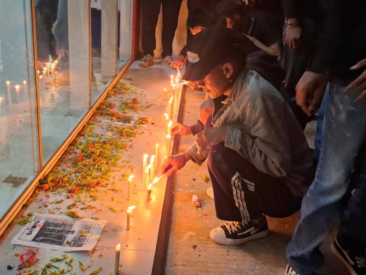 Suasana peringatan empat tahun Tragedi Kanjuruhan sebagai momen mengenang para korban peristiwa tersebut.