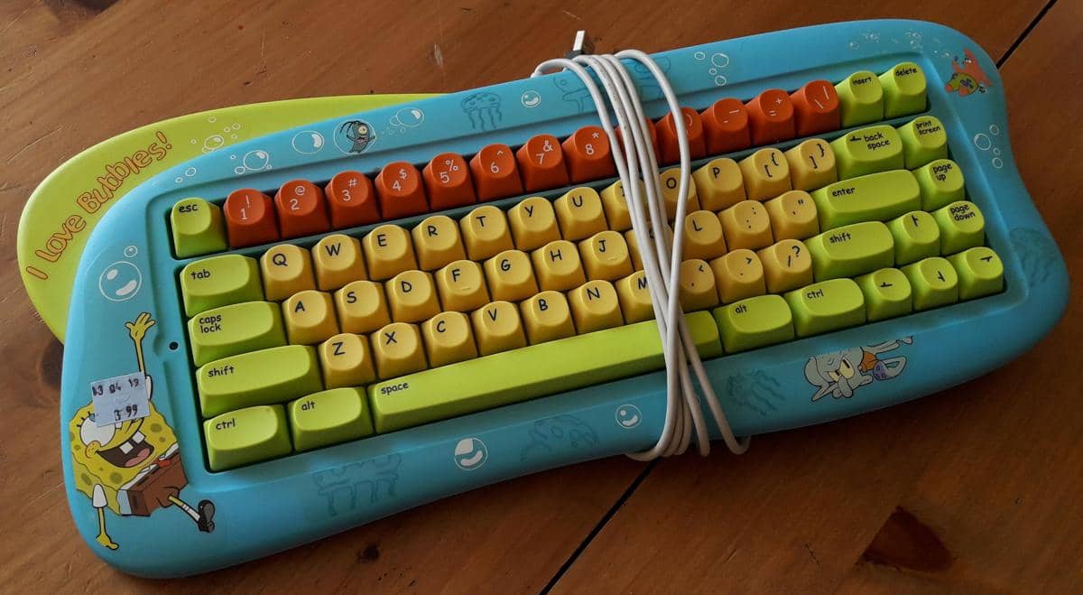 meme SpongeBob tentang keyboard