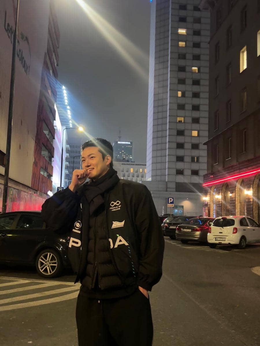 Gaya ala Shin Seung Ho