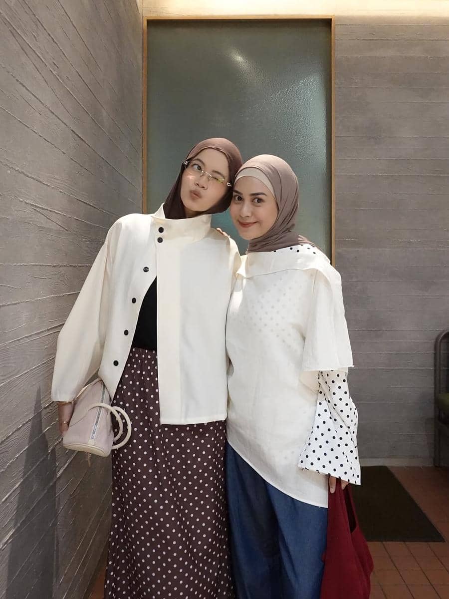 ide styling outfit motif polkadot ala Dianty Annisa