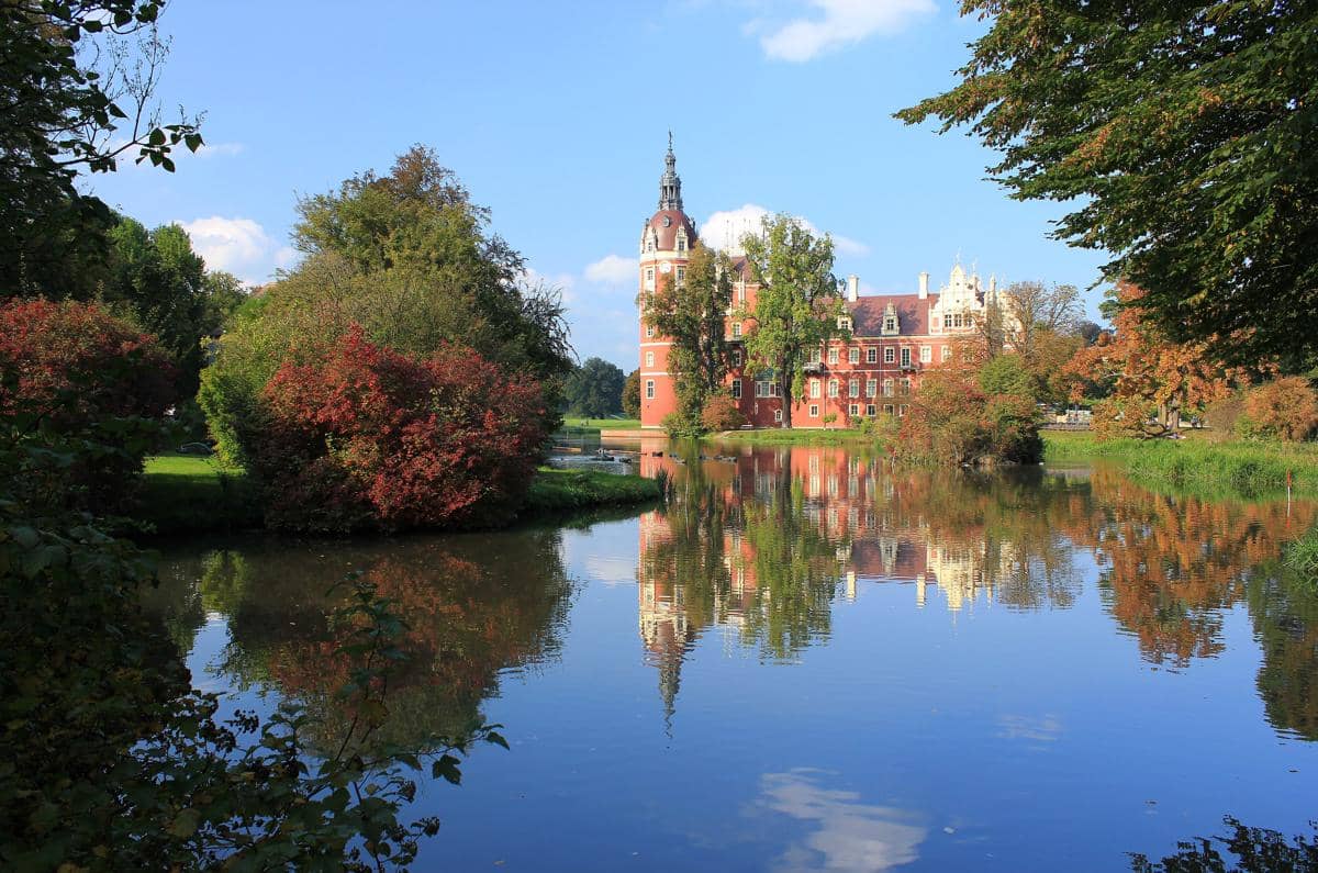 5 Fakta Muskauer Park, Taman Lanskap di Perbatasan Jerman dan Polandia