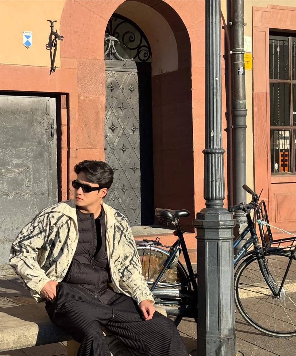 inspirasi outfit ala Shin Seung Ho