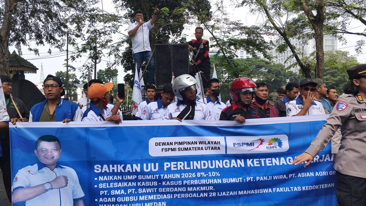 FSPMI Geruduk DPRD Sumut, Tuntut UU Perlindungan Buruh Disahkan