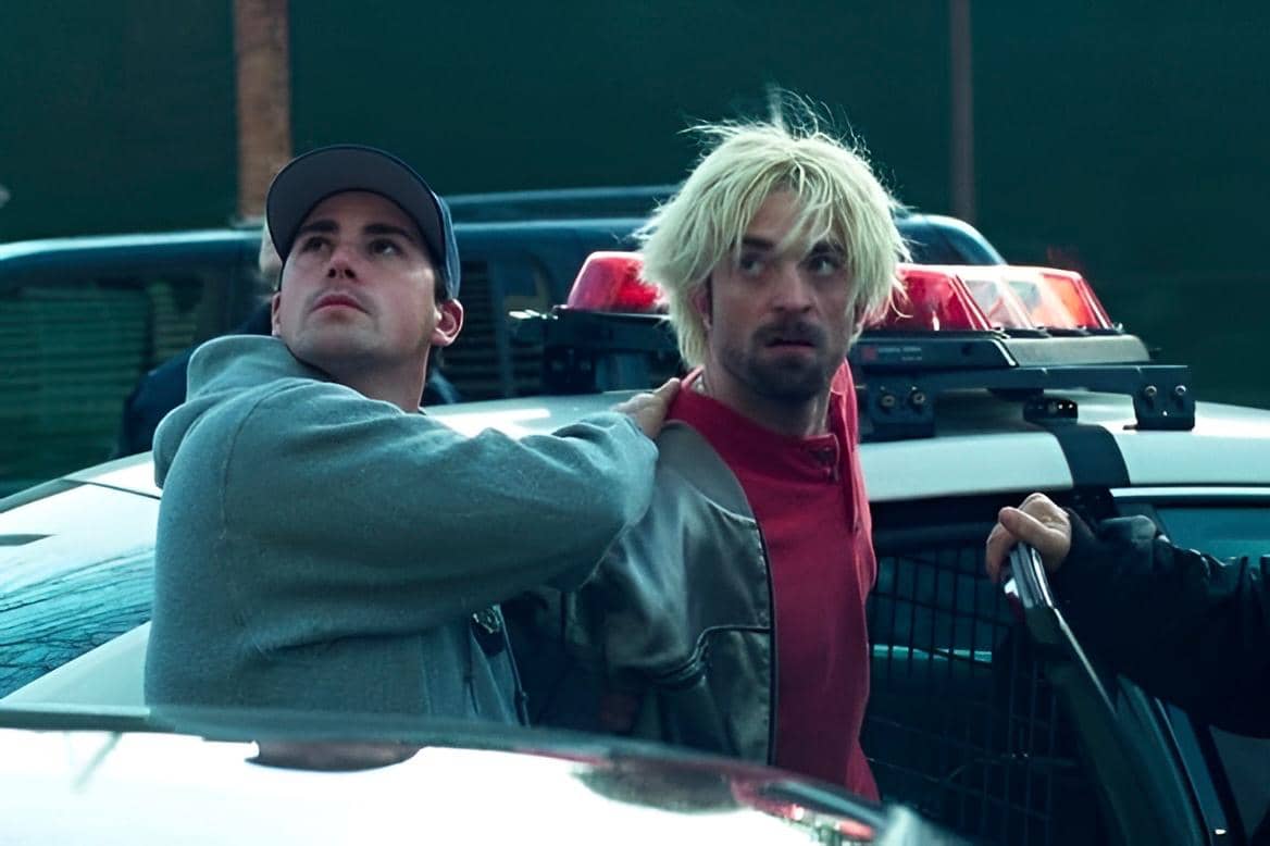 Robert Pattinson dalam Good Time