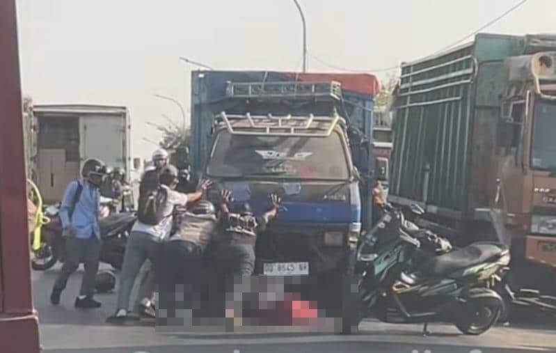 Truk Rem Blong Tabrak Motor di Makassar, Balita Usia 2 Tahun Meninggal