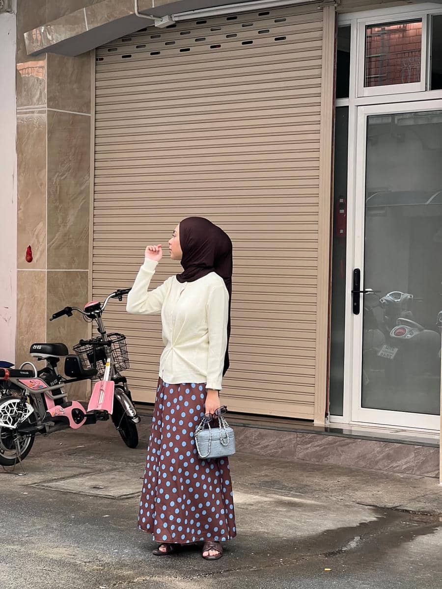 ide styling outfit motif polkadot ala Dianty Annisa
