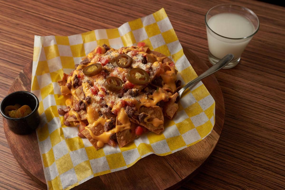 4 Cara Menghangatkan Nachos dengan Teflon agar Tetap Renyah