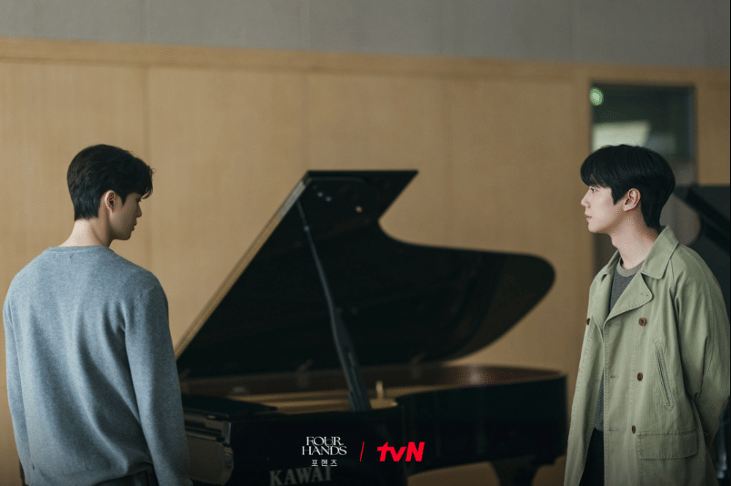 cuplikan drama Four Hands, Two Sonatas