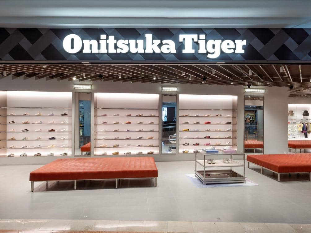 potret sepatu Onitsuka Tiger