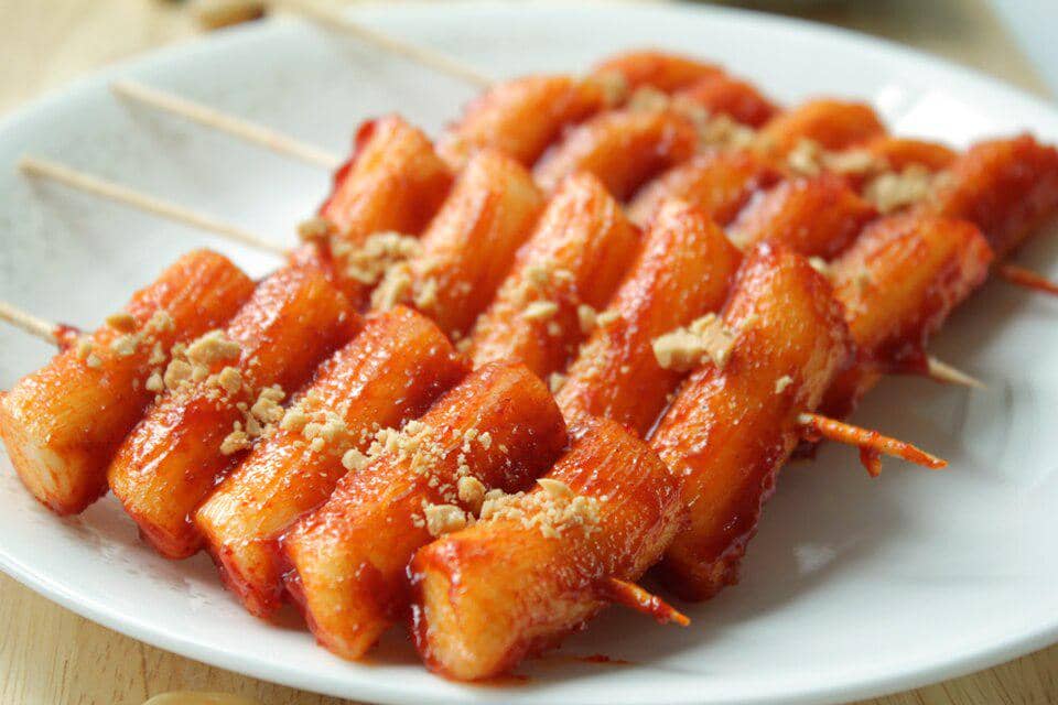 Resep Sotteok Siram Saus Kare, Sate Korea dengan Rasa Lokal