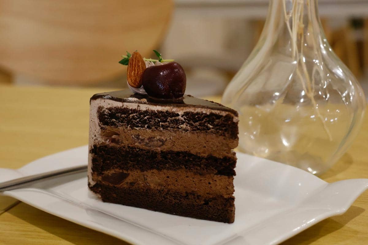6 London Layer Cake di Jakarta yang Wajib Dicoba, Nyoklat!