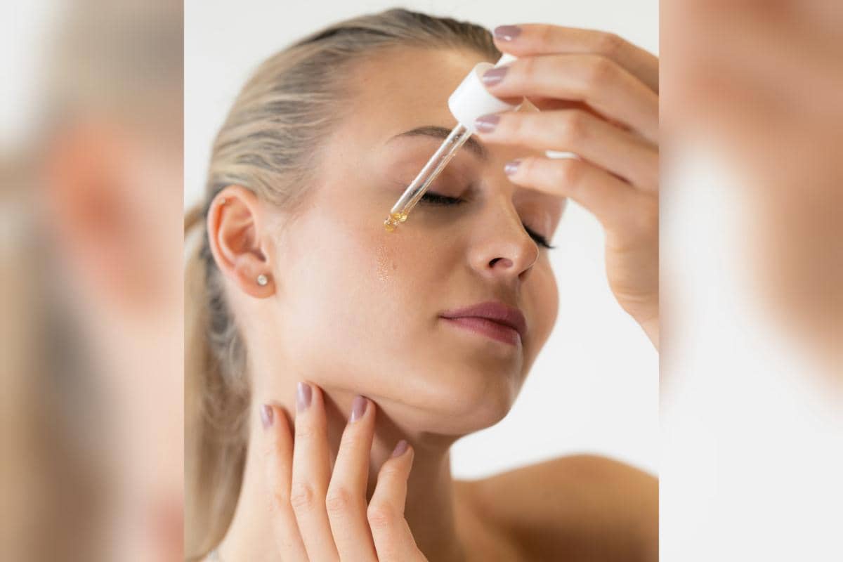 ilustrasi memakai skincare